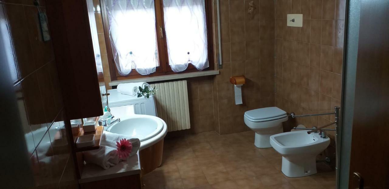 Apartament Casa Vacanze Niko Ap Cir Cni00247 Sirmione Ngoại thất bức ảnh