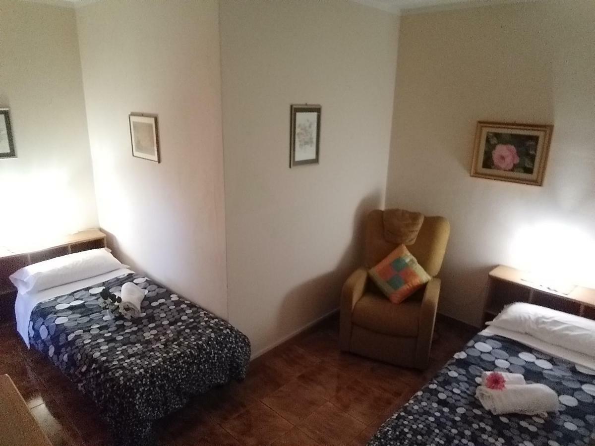 Apartament Casa Vacanze Niko Ap Cir Cni00247 Sirmione Ngoại thất bức ảnh